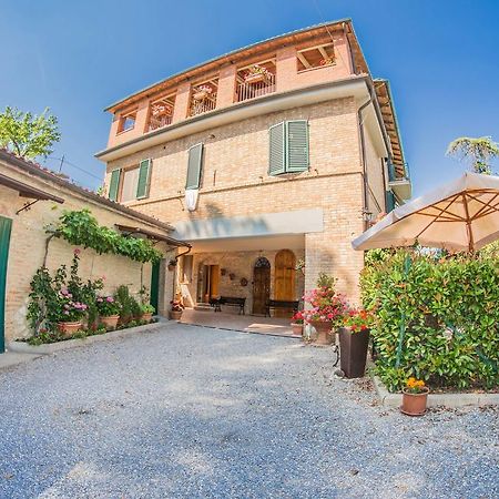 I Due Cipressi Guest House Torrenieri Exterior photo