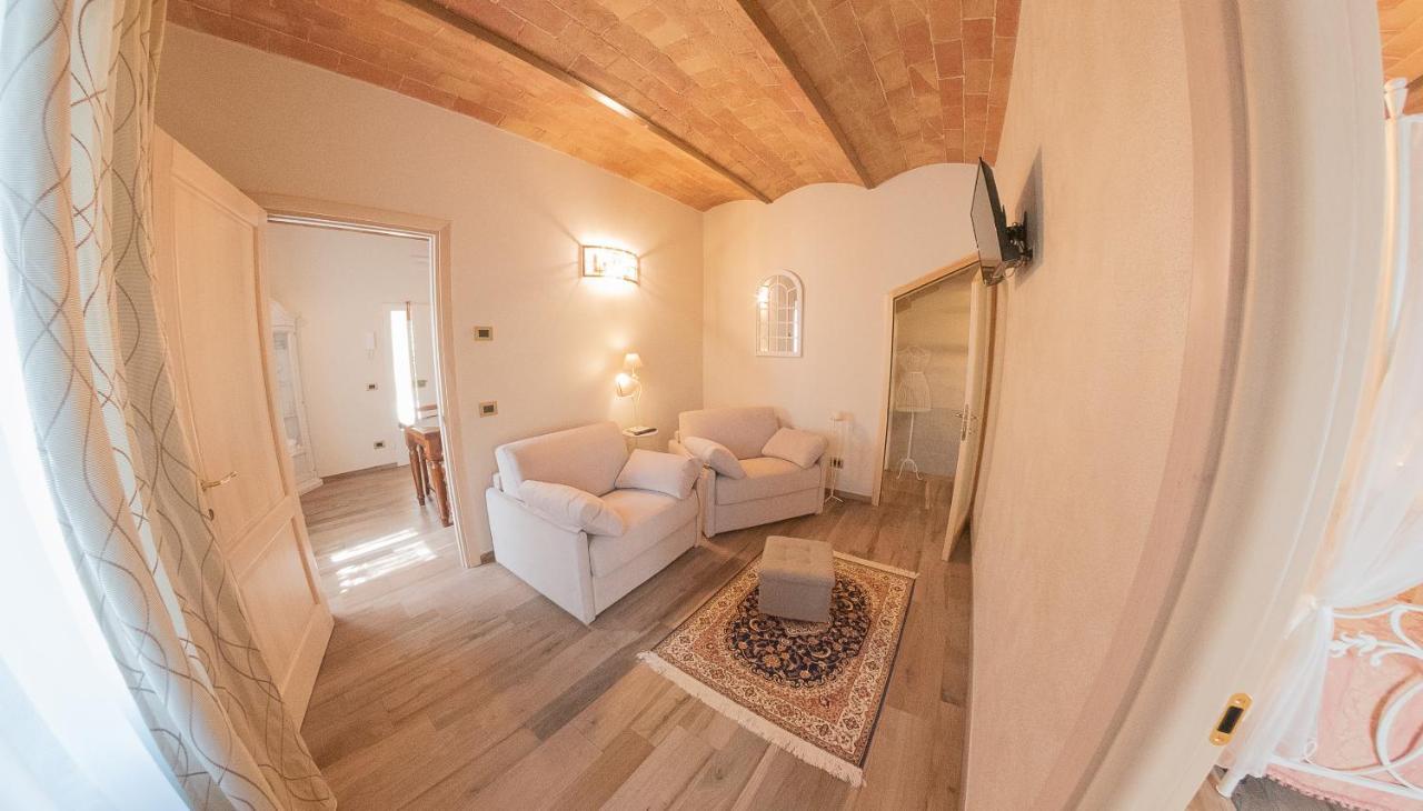 I Due Cipressi Guest House Torrenieri Exterior photo