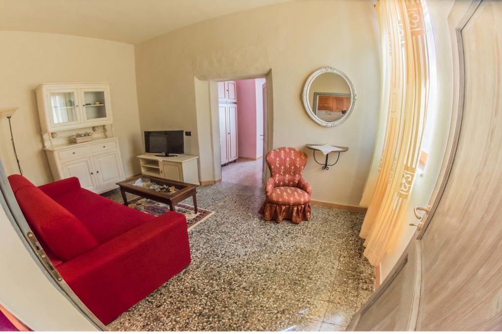 I Due Cipressi Guest House Torrenieri Exterior photo
