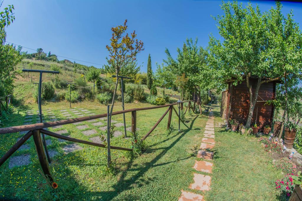 I Due Cipressi Guest House Torrenieri Exterior photo