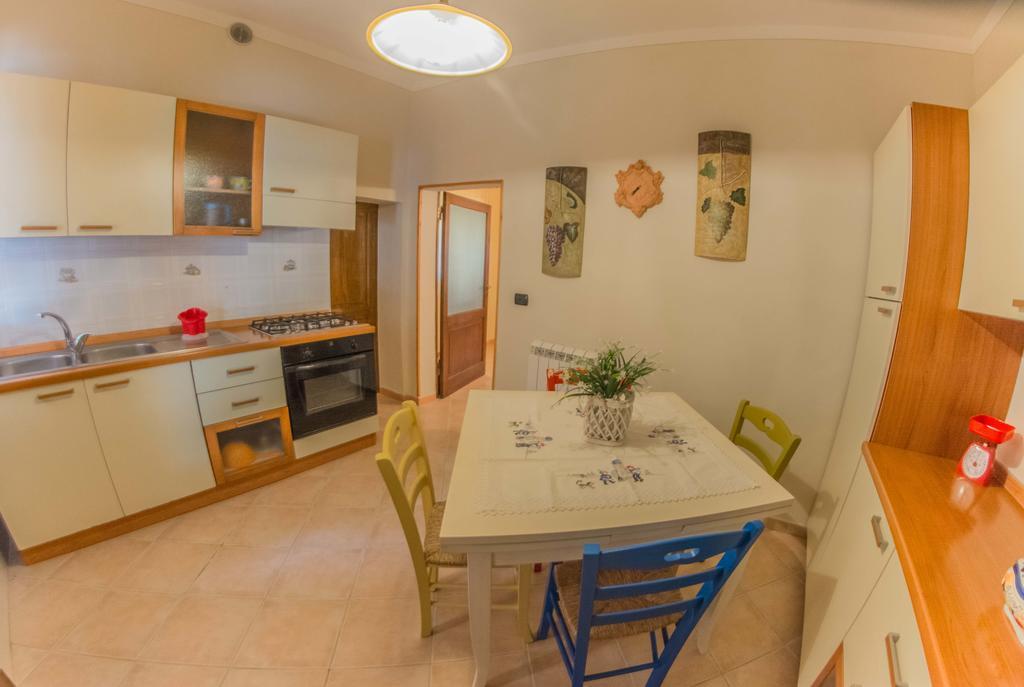I Due Cipressi Guest House Torrenieri Exterior photo